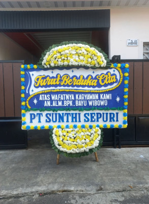 Papan Bunga Duka di Maliku