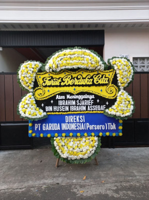 Papan Bunga Duka di Maliku