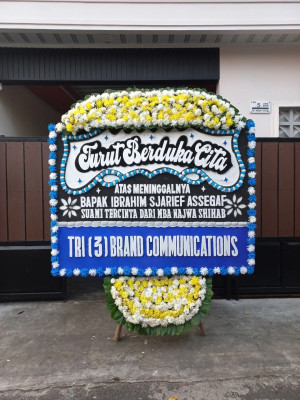 Papan Bunga Duka di Maliku